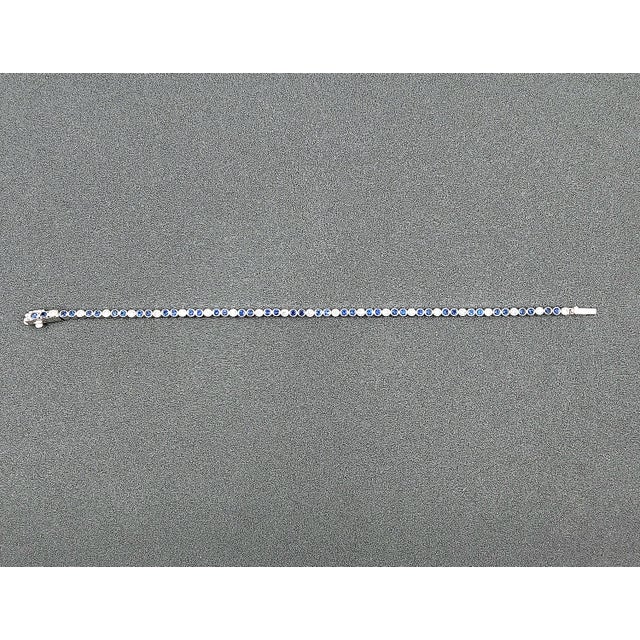 Metal 2.20 Ct Natural Ceylon Sapphire & Diamond Tennis Bracelet For Sale - Image 7 of 8