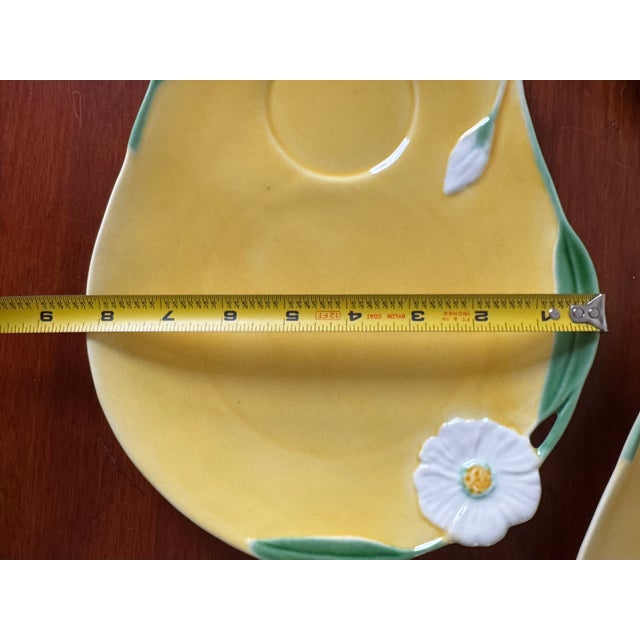 Ceramic Vintage Vallona Starr California Snack Set, Yellow Floral Luncheon Plates & Cups (Set of 3), 1940s–50s For Sale - Image 7 of 12