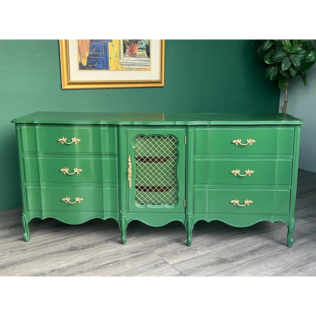 Green 1970s French Provincial Green Lacquered Dresser of Nine Drawers For Sale - Image 8 of 16