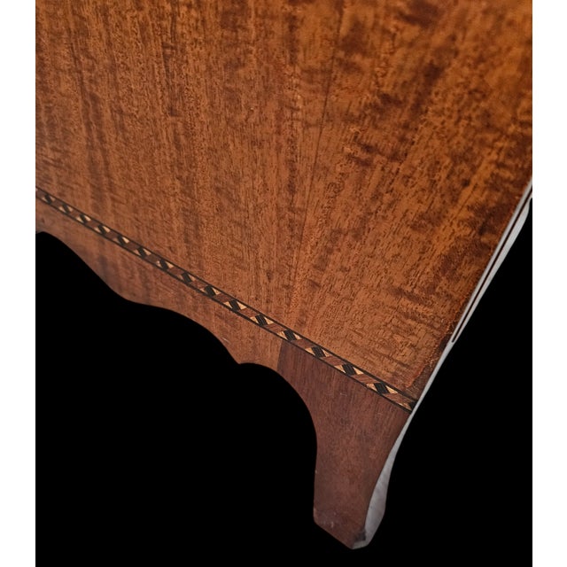 19th Century Federal Style Hepplewhite Inlaid Mahogany Chest of Drawers For Sale - Image 5 of 11