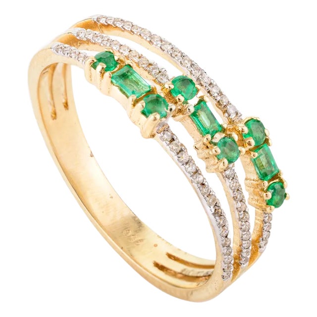 18k Gold Art Deco Emerald Diamond Cluster Wedding Band Ring Size 5.5 For Sale
