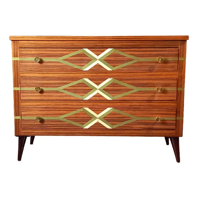 Mid-Century Italian Chest of Drawers in the style of Gio Ponti, 1960s For Sale