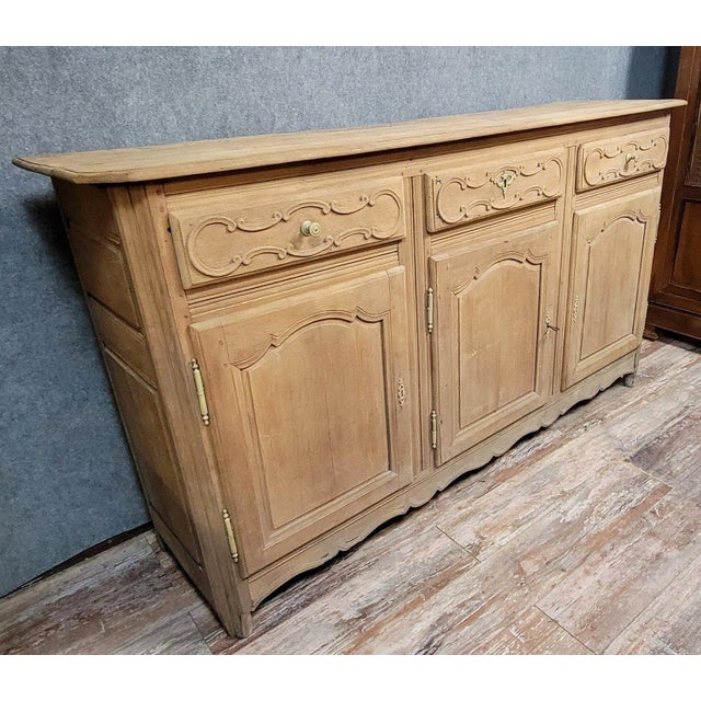 Louis XV Buffet in Wood with Air-Abrasive Finish For Sale - Image 4 of 7