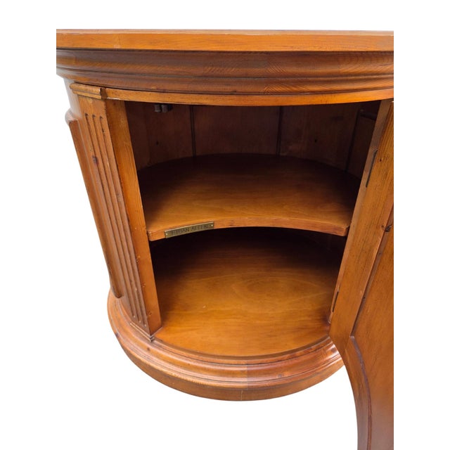 Vintage Ethan Allen Tuscan Knotty Pine Drum End Table Side Cabinet Lion Head Pull For Sale - Image 11 of 18