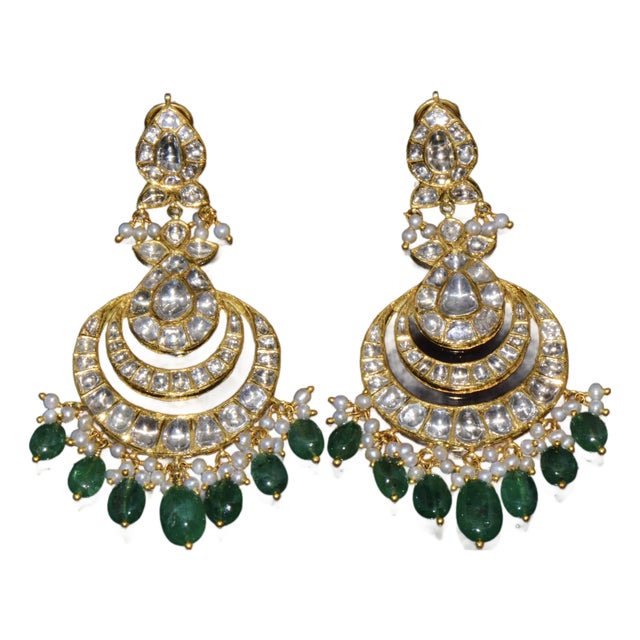 Estate Natural 8.30ct Polki Diamond & 28.30ct Emerald 22k & 18k Gold Chandelier Earrings, Pair For Sale