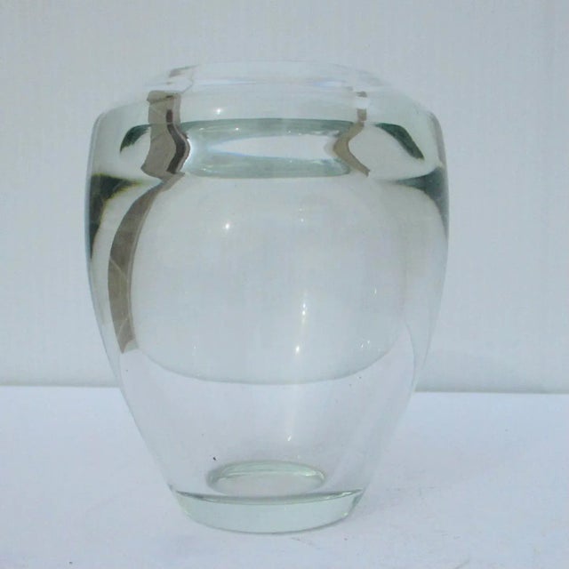 Modern Mid-Century Crystal Vase For Sale - Image 3 of 6