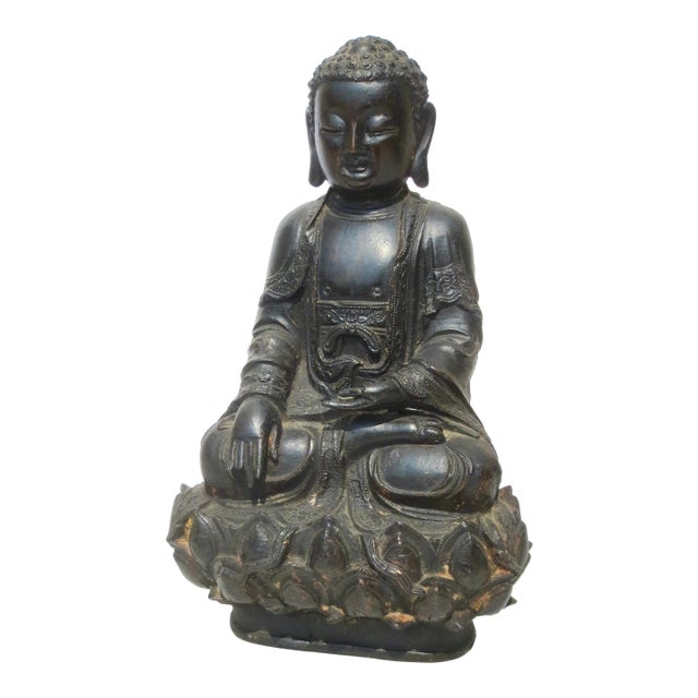 Antique Ming Bronze Seated Buddha Circa 16th-17th For Sale