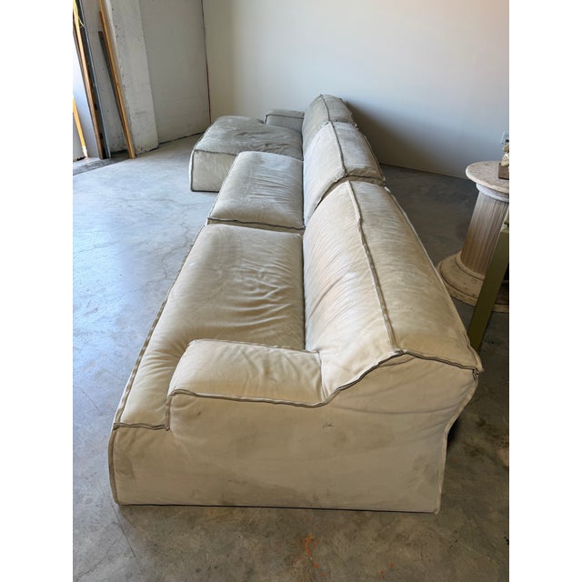 An exceptional and highly coveted Miami Soft modular sofa designed by Paola Navone for Baxter, Italy. This luxurious...