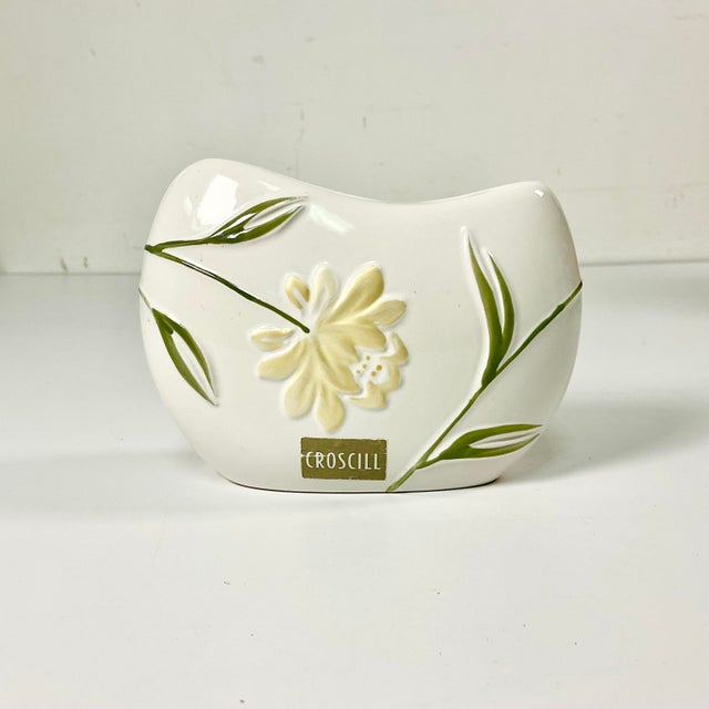 Contemporary 2019 Contemporary Art Nouveau Boho Chic Crosscill Penelope Ceramic Toothbrush Holder. For Sale - Image 3 of 12