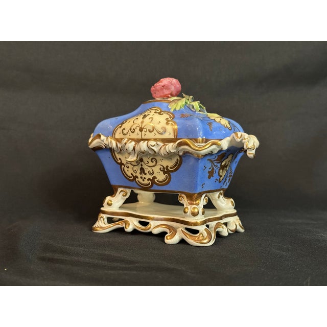19th Century French Porcelain Double Inkstand in Rococo Revival Style, Blue & Gilt For Sale In Boston - Image 6 of 13