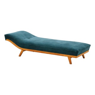 Vintage Chaise Longue in Wood and Fabric For Sale