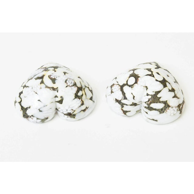 Vintage Murano Glass Heart Sculptures Paperweights 50's Pair of White, Gold For Sale - Image 4 of 12