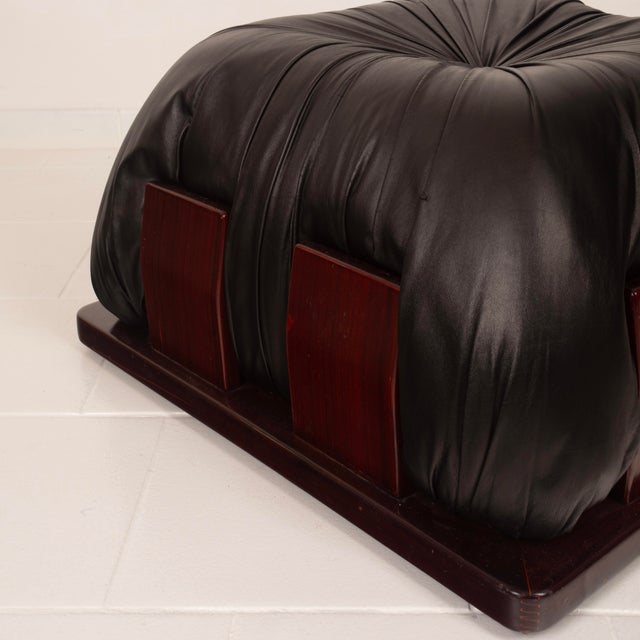 Dragone Pouf in Leather and Padouk by Luciano Frigerio for Frigerio Di Desio, 1970s For Sale - Image 16 of 18