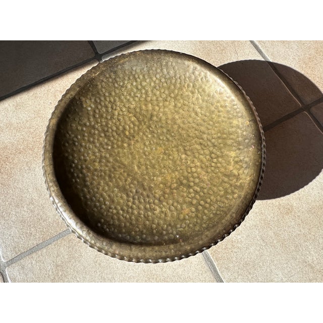 Gold Antique Art Deco Center Table in Wrought and Hammered Brass, Germany, 1920s For Sale - Image 8 of 11