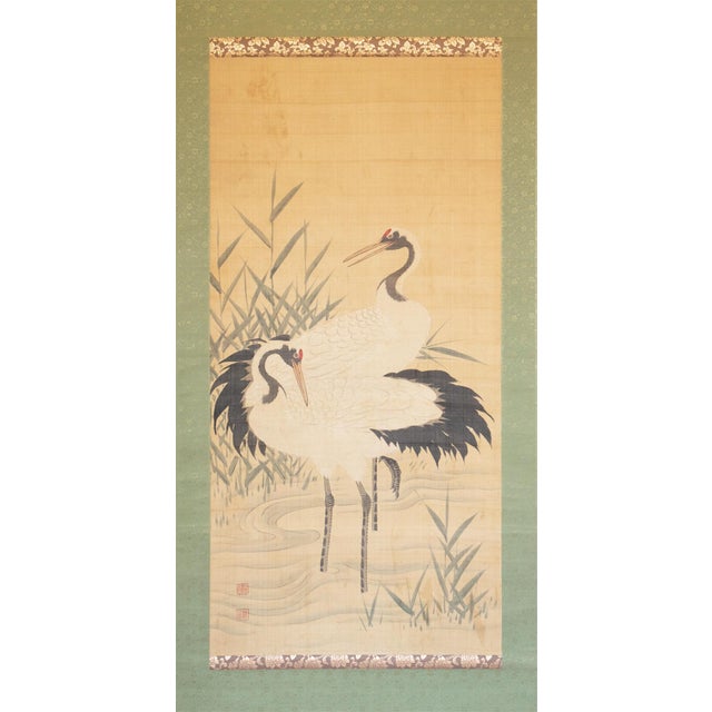Japanese XL Meiji Era "Two Cranes" by Kishida Kinkoku, Japanese Silk Scroll Painting in Wooden Case For Sale - Image 3 of 17