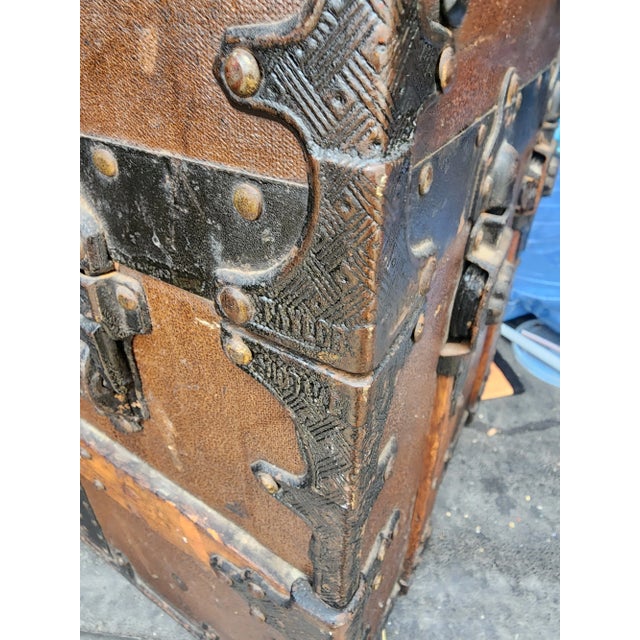 Traditional Early 20th Century C a Taylor Trunk Chicago Civic Opera For Sale - Image 3 of 11