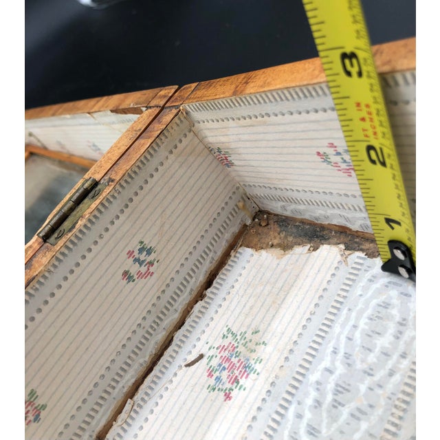 19 Century Birds Eye Maple American Wood Box, Hinged Lid For Sale - Image 11 of 17