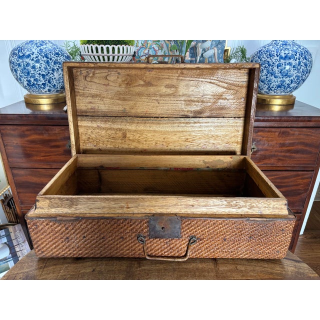 Absolutely lovely vintage woven rattan basket-style suitcase, perfectly appropriate (and necessary) for any Ralph Lauren-...