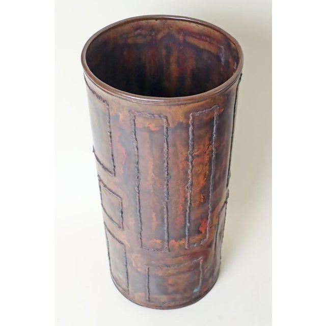 This beautiful and sturdy copper umbrella stand is a true masterpiece of Brutalism. It's a classic piece of furniture,...