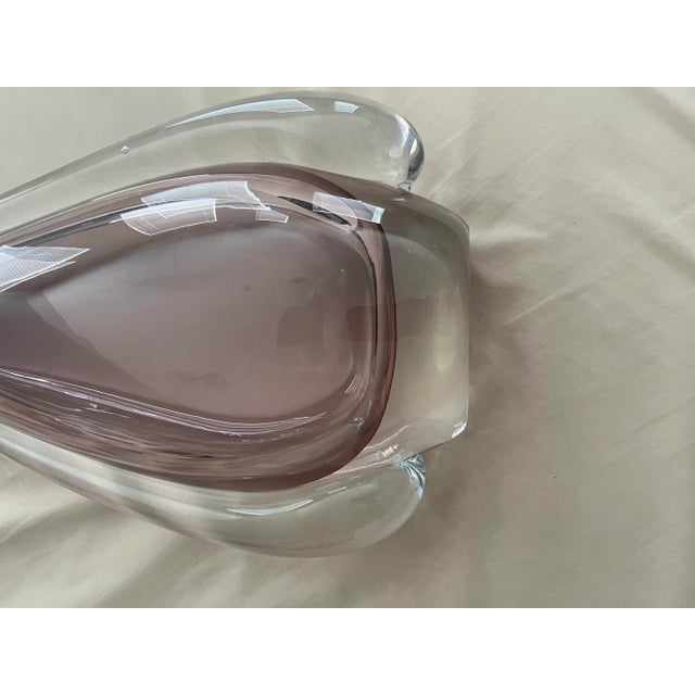Glass Large Global Views Fin Vase- Pink For Sale - Image 7 of 9