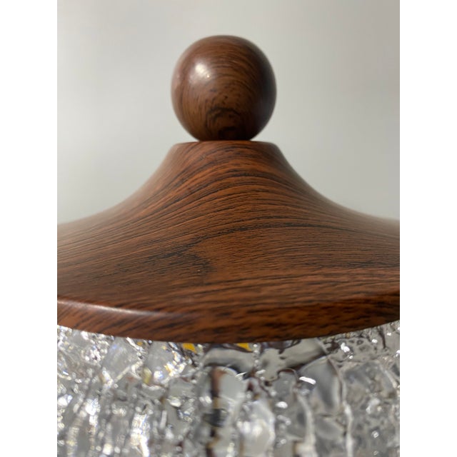 Retro Wood Grain Crystal Table Lamp For Sale - Image 6 of 12