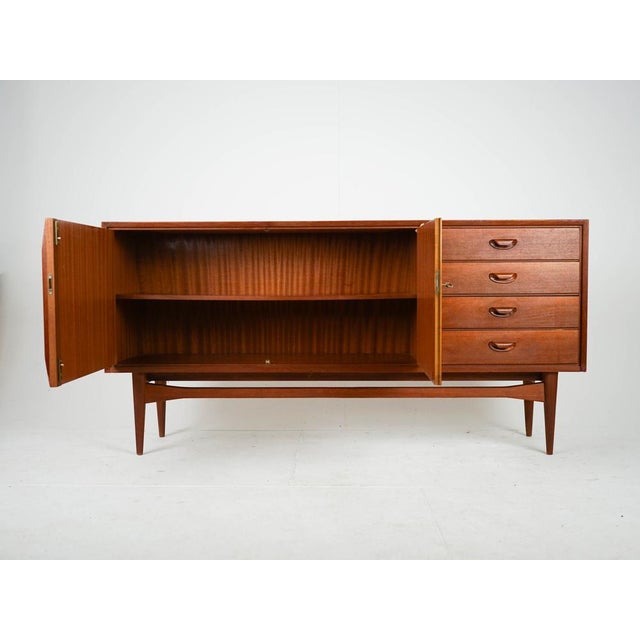 Vintage Teak Sideboard, 1960s, in Good conditions. Designed 1960 to 1969