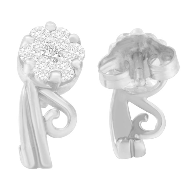 Contemporary 14K White Gold 1/2 cttw Round Cut Diamond Earrings (H-I, I1-I2) For Sale - Image 3 of 4