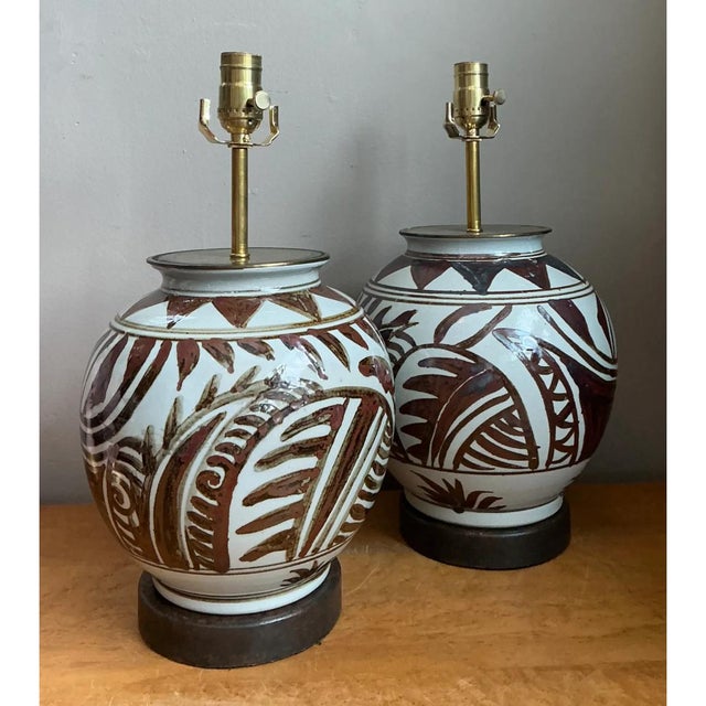 Mid-Century Modern Vintage Hand-Painted Ceramic Lamps - Pair For Sale - Image 3 of 15