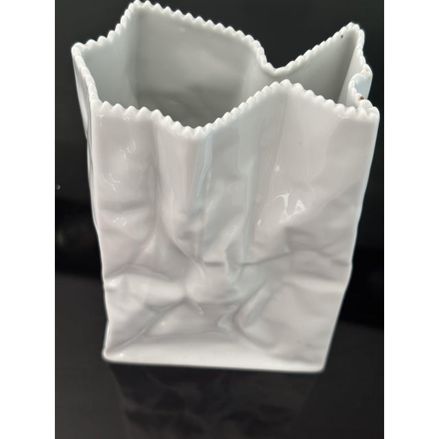 White Vintage Paper Bag Ceramic Vase by Tapio Wirkkala for Rosenthal, 1970s For Sale - Image 8 of 9