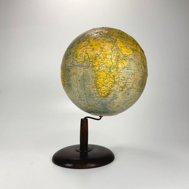1950s Mid-Century Relief Terrestrial World Globe on Wooden Stand by Prof. Dr. Arthur Krause, Germany, 1950s For Sale - Image 5 of 12