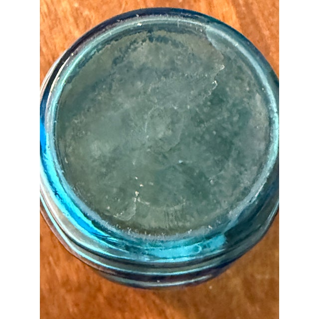 Period Mid 20th Century Anchor Honking Mid Century modern Colonial Tulip Laser Blue Glasses - Set of 5 For Sale - Image 10 of 10