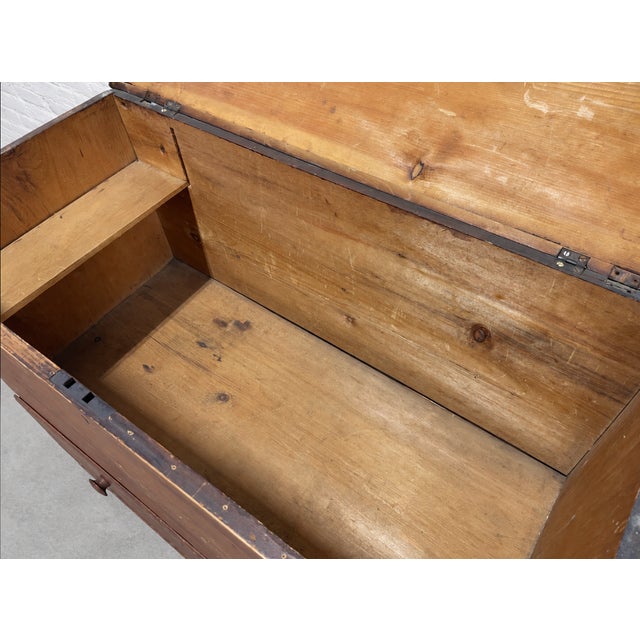 Wood Shaker Style Antique Wooden Pine Blanket Chest, C. 1800's For Sale - Image 7 of 15