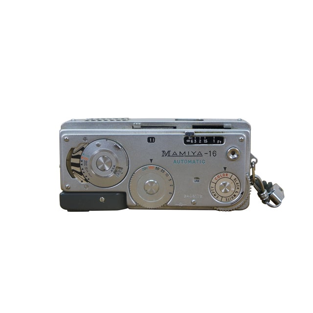 Japanese Mid 20th Century Japanese Mamiya 16 Mm Automatic Miniature Spy Camera & Film Not Tested For Sale - Image 3 of 14