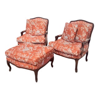 Late 20th Century Vintage Persimmon Chinosoire Print Fauteuil Chairs & Ottoman For Sale
