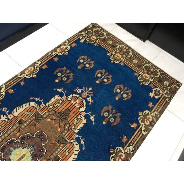 Textile 1960s Vintage Blue Turkish Oushak Area Rug - 4′ × 9′3″ For Sale - Image 7 of 11