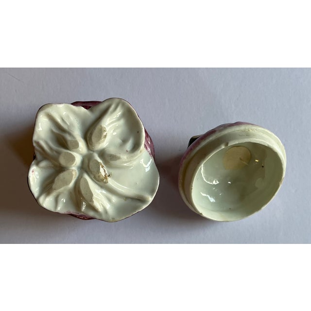Antique 18th Century English Chelsea Porcelain Box as a Rose Bloom Circa 1755 For Sale - Image 9 of 18