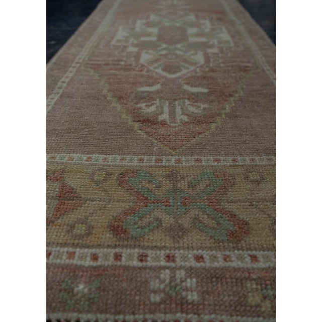 Turkish Mini Rug Oriental Hand Knotted Vintage Rug 1'5" x 3'10" #20635 For Sale In Houston - Image 6 of 8