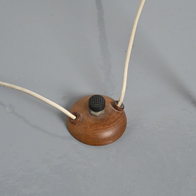Brown Rocket Floor Lamp in Wood, Brass and Woven Fibers, 1960s For Sale - Image 8 of 13