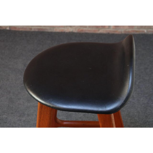 Single Danish Modern Sculptural Teak Barstool by Erik Buch for o.d. Møbler For Sale - Image 11 of 18