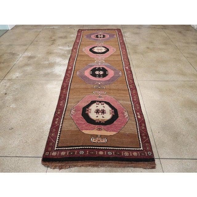 Galerie Shabab Collection Mid-20th Century Turkish Anatolian Long Gallery Carpet For Sale - Image 4 of 10