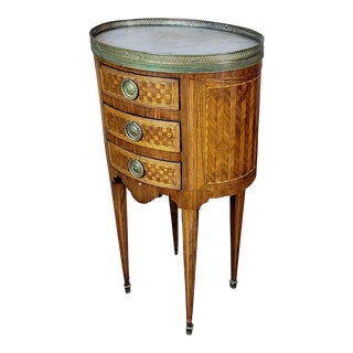 19th Century Italian Walnut Parquetry Oval Side Table For Sale