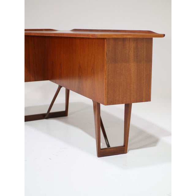 Wood Boomerang Freestanding Desk by Peter Lovig Nilsen for Løvig, Denmark, 1965 For Sale - Image 7 of 18