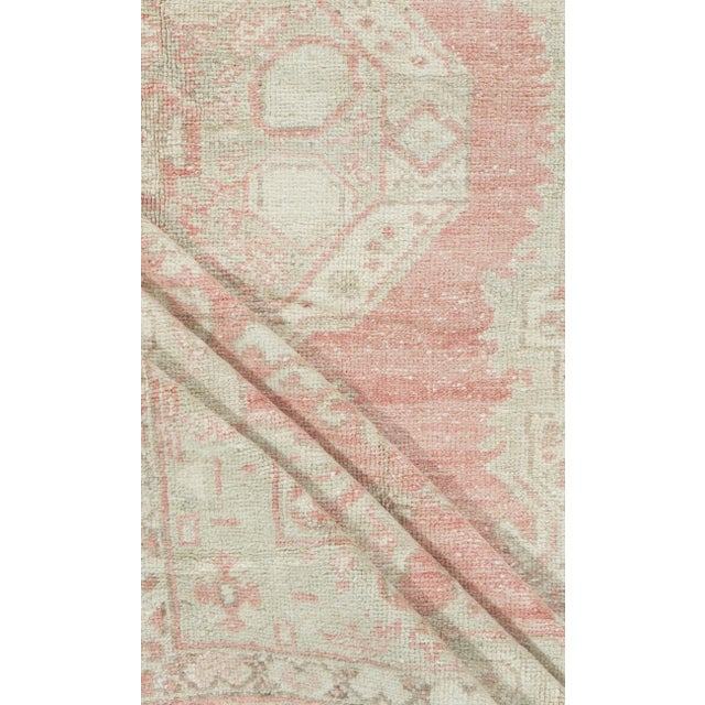 1940s Vintage Circa 1940 Turkish Oushak Rug 4ft 1in X 7ft 7in For Sale - Image 5 of 7