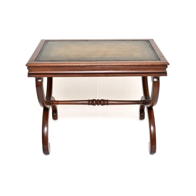 A smart and beautifully designed antique William IV leather top writing table / desk. This was made in England, it dates...