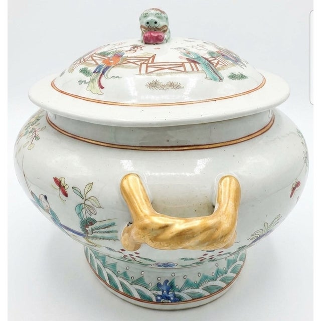 Late 18th Century Qing Dynasty (Qianlong Reign) Tureen W/Lid and Stand Palace Scene For Sale - Image 4 of 7