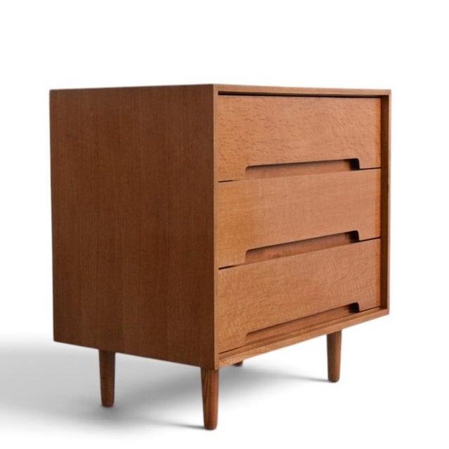 Mid-Century Modern C-Range Pale Oak Chest of Drawers from John & Sylvia Reid, 1950 For Sale - Image 11 of 11