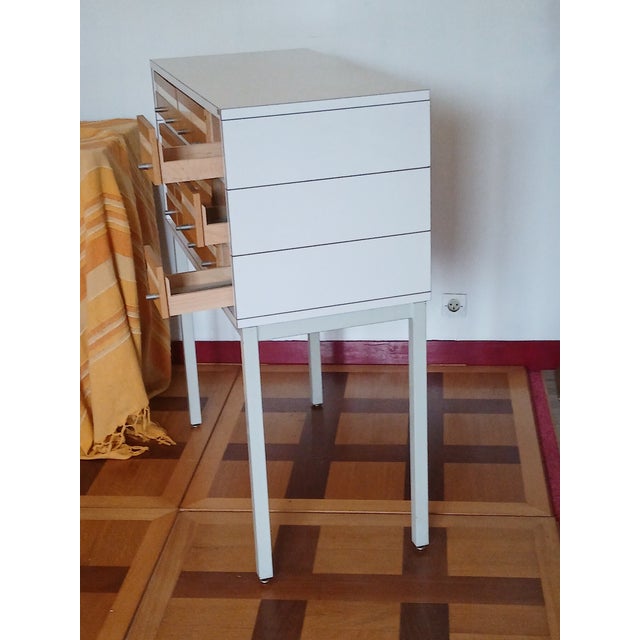 Mid-Century French Oak and White Lacquered Metal Filing Cabinet by G. Borgeaud, 1960s For Sale - Image 3 of 5