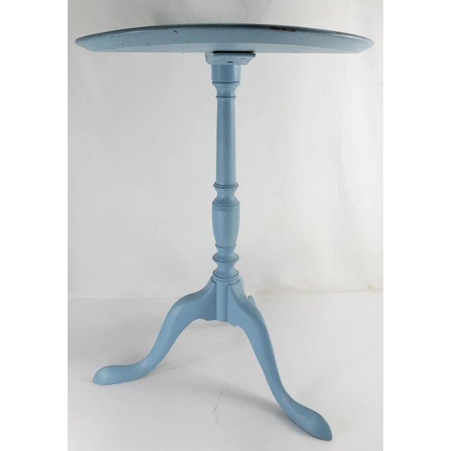 Shabby Chic 19th Century Shabby Chic Baby Blue Painted Lamp Table For Sale - Image 3 of 9