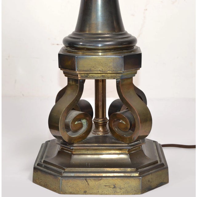 Metal 1950s Pair Vintage Neoclassical Stiffel Bronze Torchiere Table Lamps America For Sale - Image 7 of 12