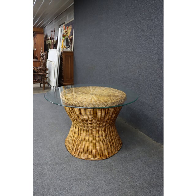 Mid-Century Modern Wicker Hourglass Coffee Table With Glass Top For Sale - Image 10 of 13